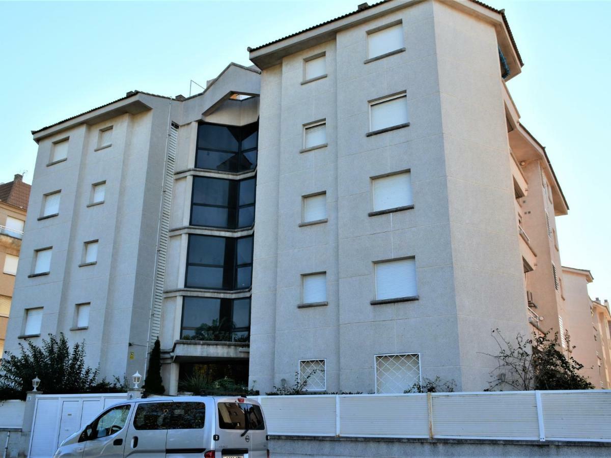 Villa Service - Barcino Калафел Екстериор снимка