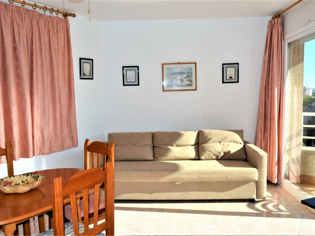 Villa Service - Barcino Калафел Екстериор снимка